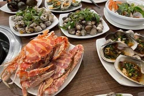 Delicious food in Phan Thiet and Mui Ne: What to eat? Where to eat?